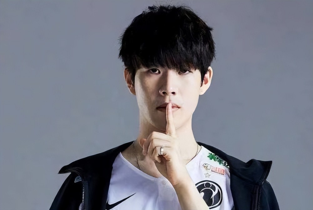 关于G2与 ODDIK 在PGL Astana 2025比赛中的漏洞丑闻