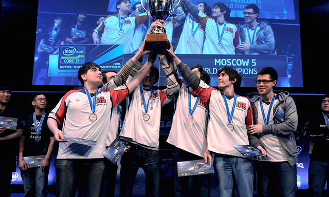 【视频】7月7日LPL夏季赛战果：RNG王者归来，FPX不敌BLG